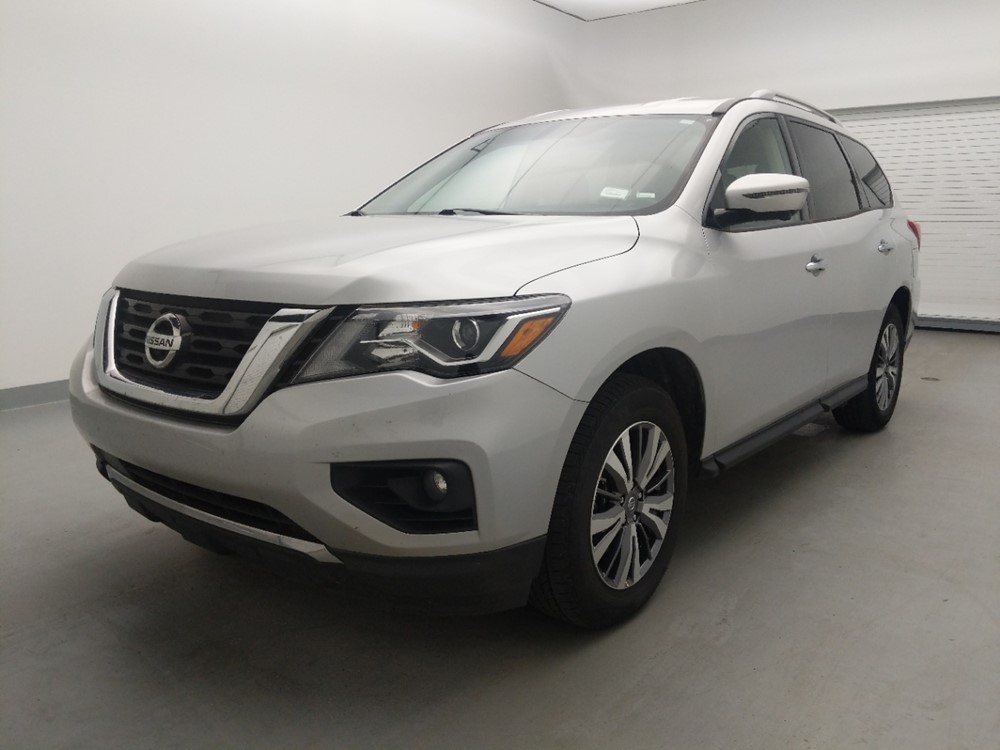Used 2018 Nissan Pathfinder Driver Front Bumper