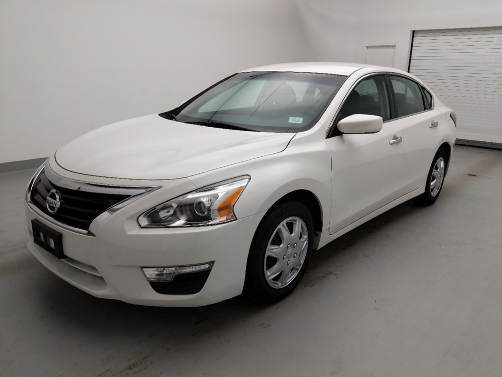 Used 2015 Nissan Altima Driver Front Bumper