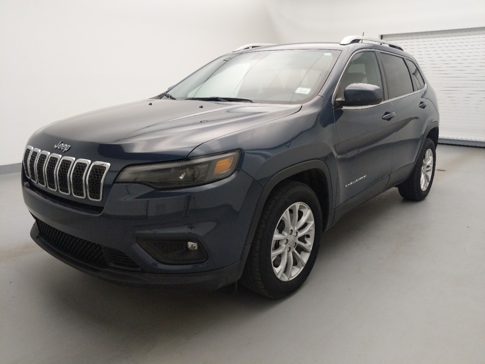 Used 2019 Jeep Cherokee Driver Front Bumper