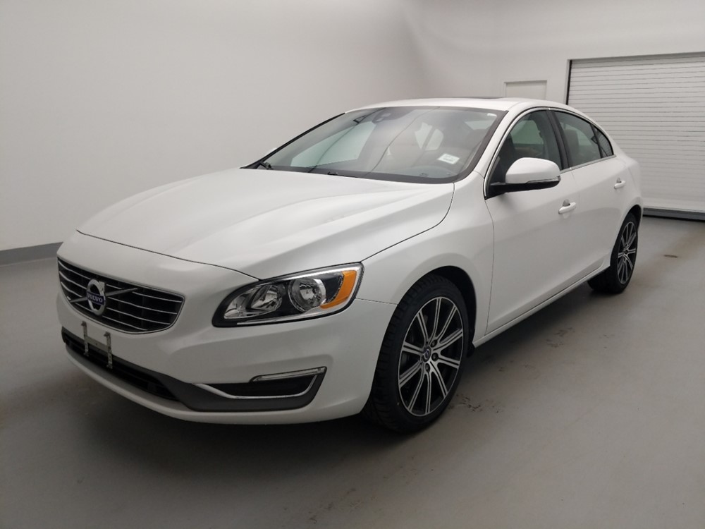 Used 2017 Volvo S60 Driver Front Bumper
