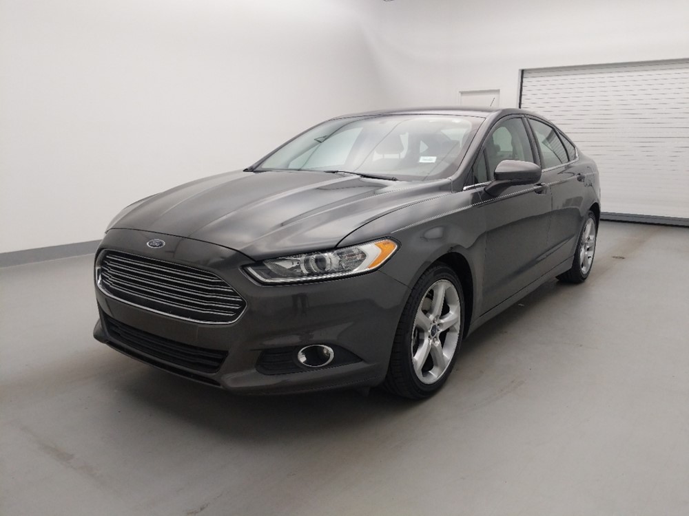 Used 2016 Ford Fusion Driver Front Bumper