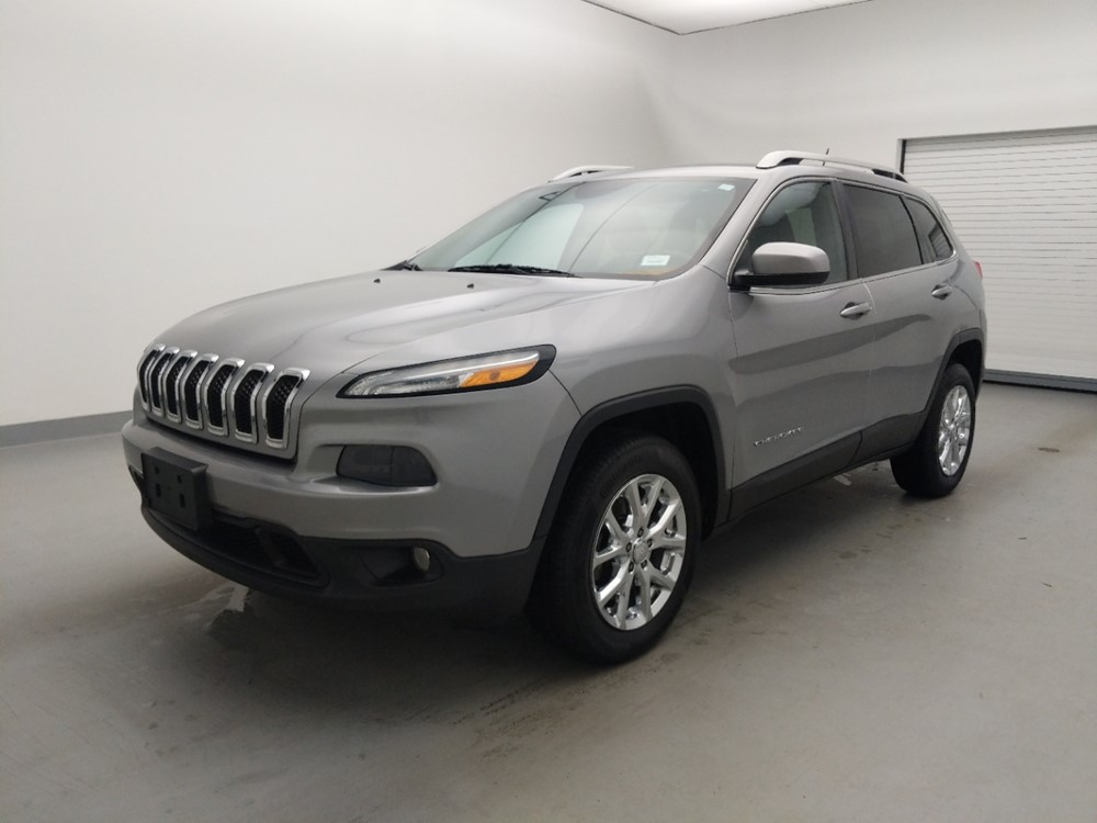 Used 2014 Jeep Cherokee Driver Front Bumper