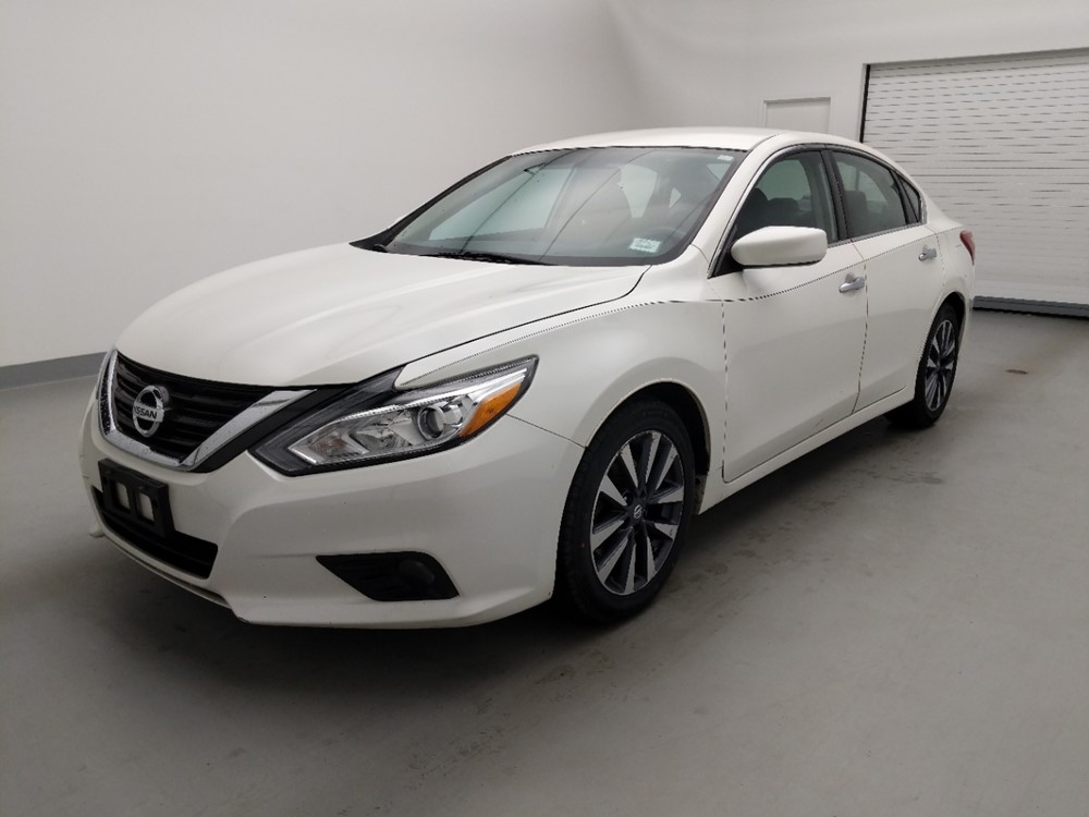 Used 2016 Nissan Altima Driver Front Bumper