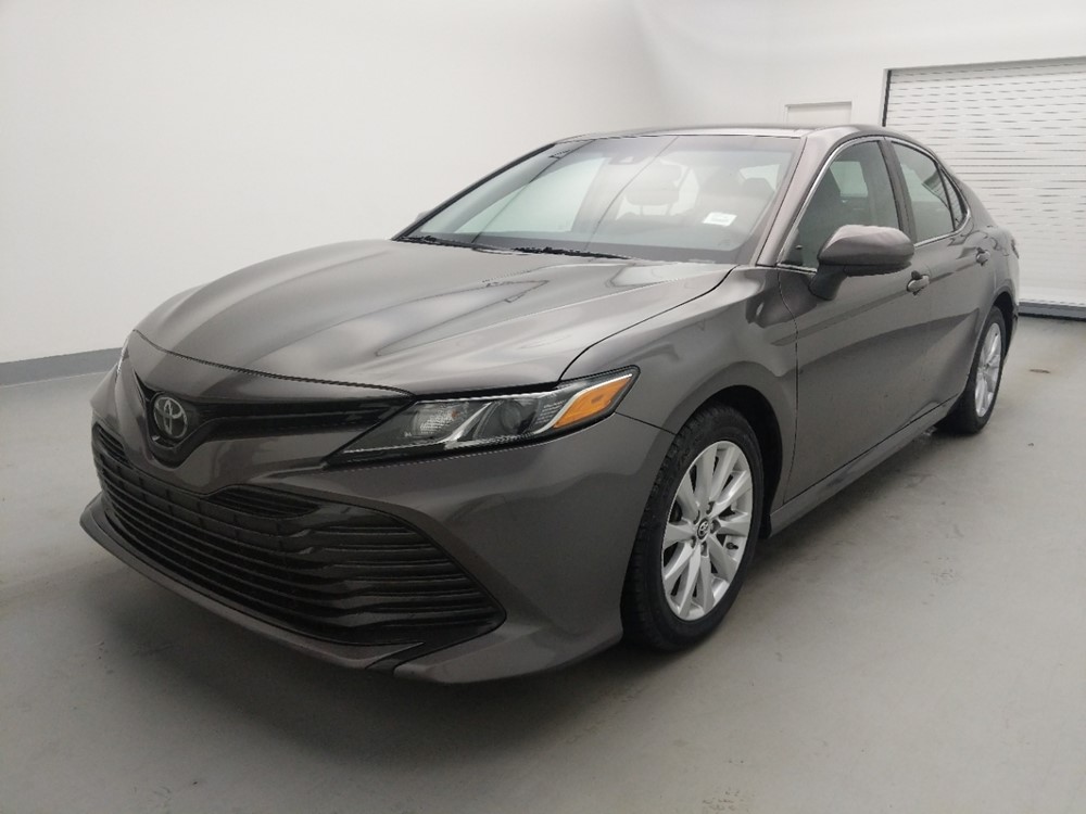 Used 2018 Toyota Camry Driver Front Bumper