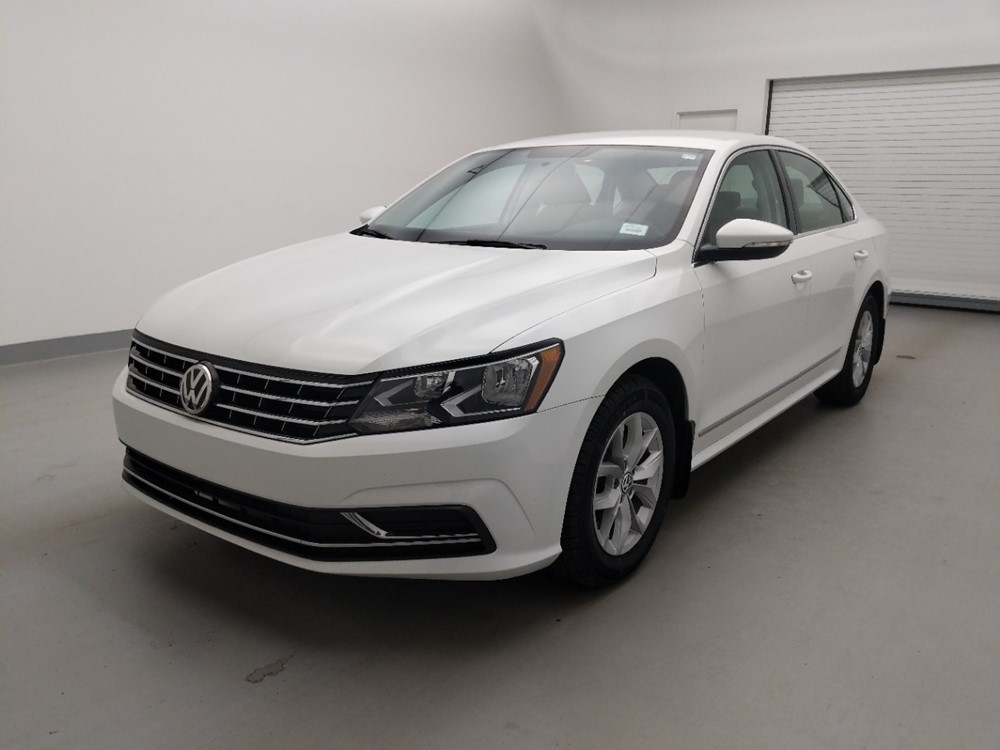 Used 2017 Volkswagen Passat Driver Front Bumper