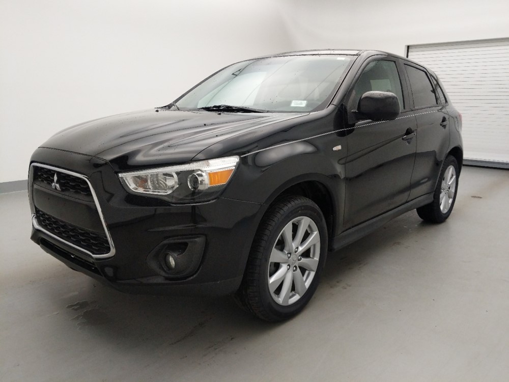 Used 2015 Mitsubishi Outlander Driver Front Bumper
