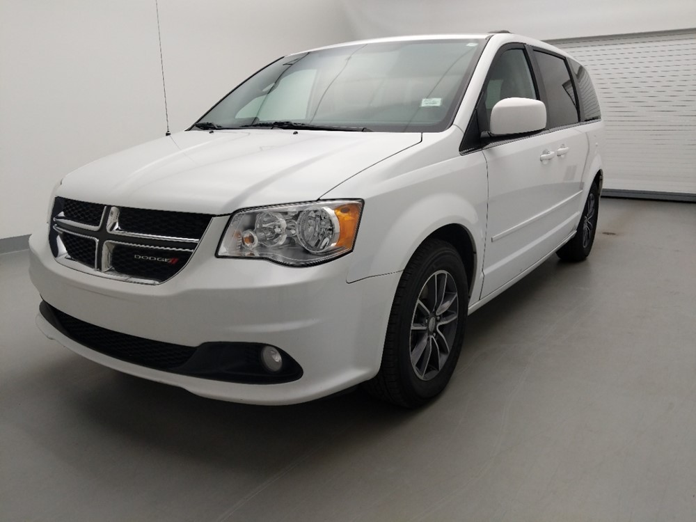 Used 2017 Dodge Grand Caravan Driver Front Bumper