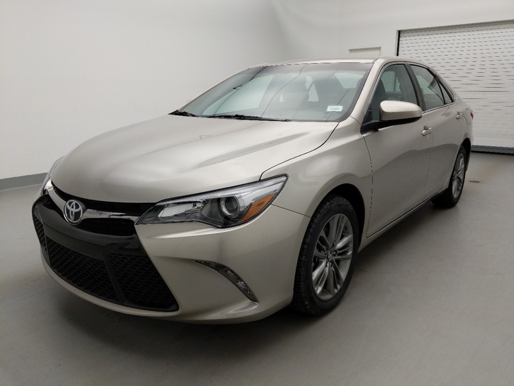Used 2017 Toyota Camry Driver Front Bumper