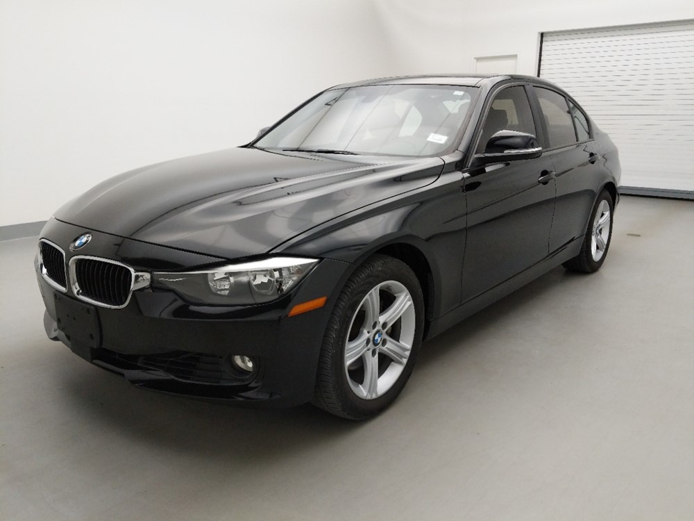 Used 2013 BMW 328i Driver Front Bumper