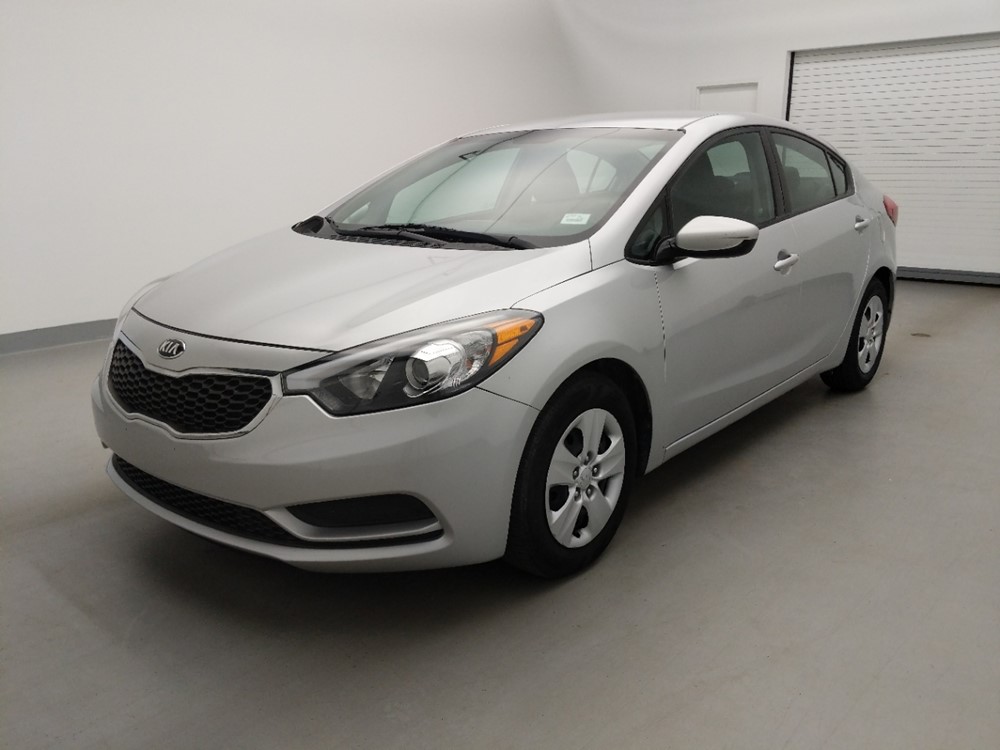 Used 2016 Kia Forte Driver Front Bumper