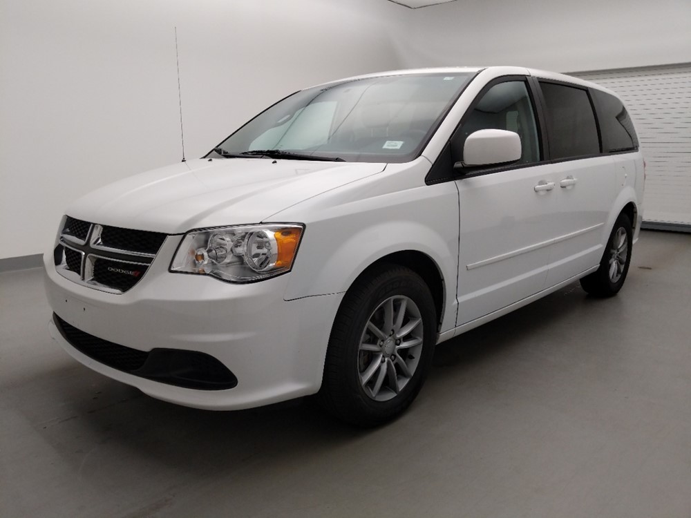 Used 2015 Dodge Grand Caravan Driver Front Bumper