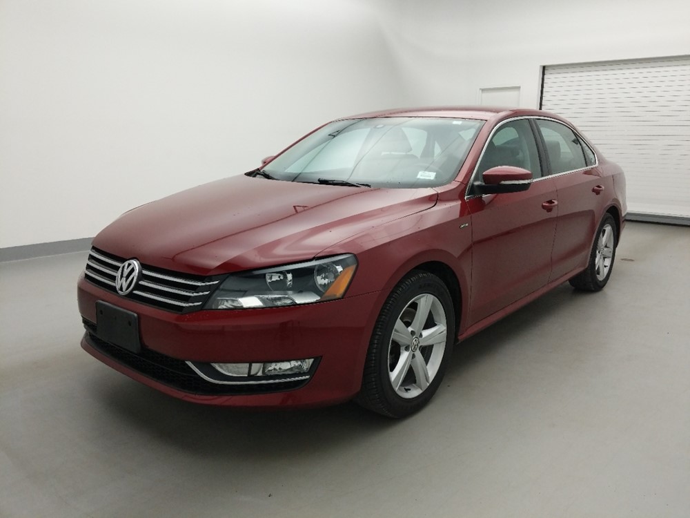 Used 2015 Volkswagen Passat Driver Front Bumper