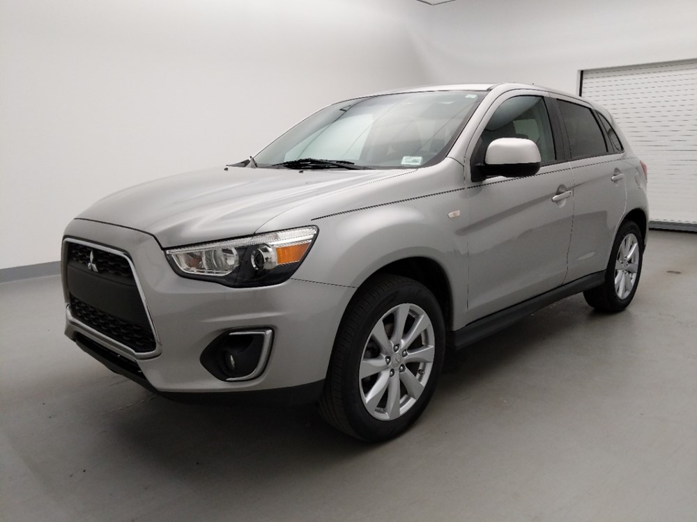 Used 2015 Mitsubishi Outlander Driver Front Bumper