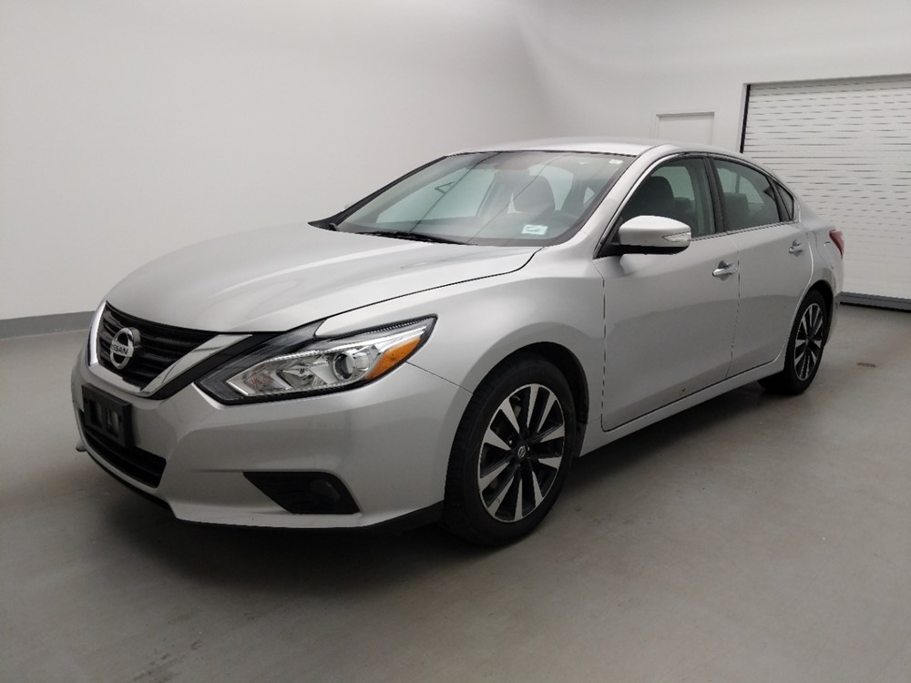 Used 2018 Nissan Altima Driver Front Bumper