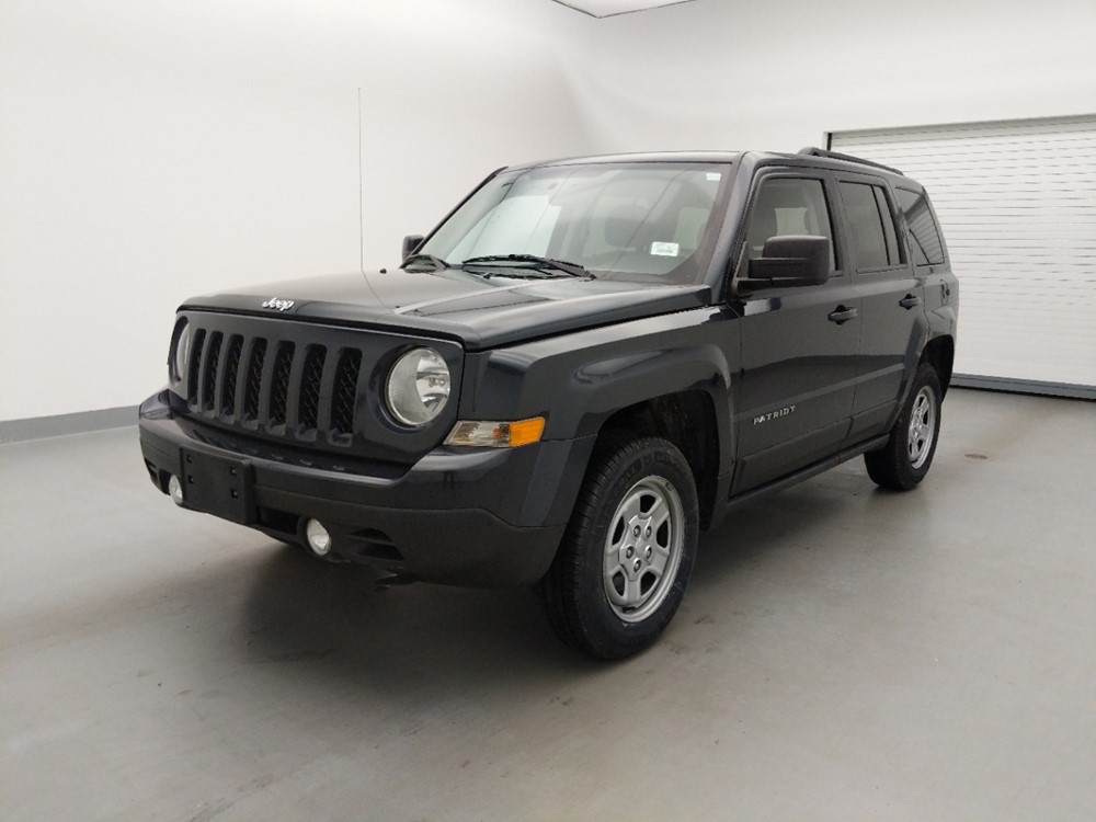 Used 2015 Jeep Patriot Driver Front Bumper