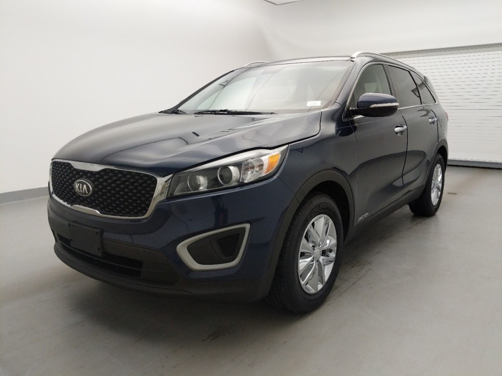Used 2016 Kia Sorento Driver Front Bumper