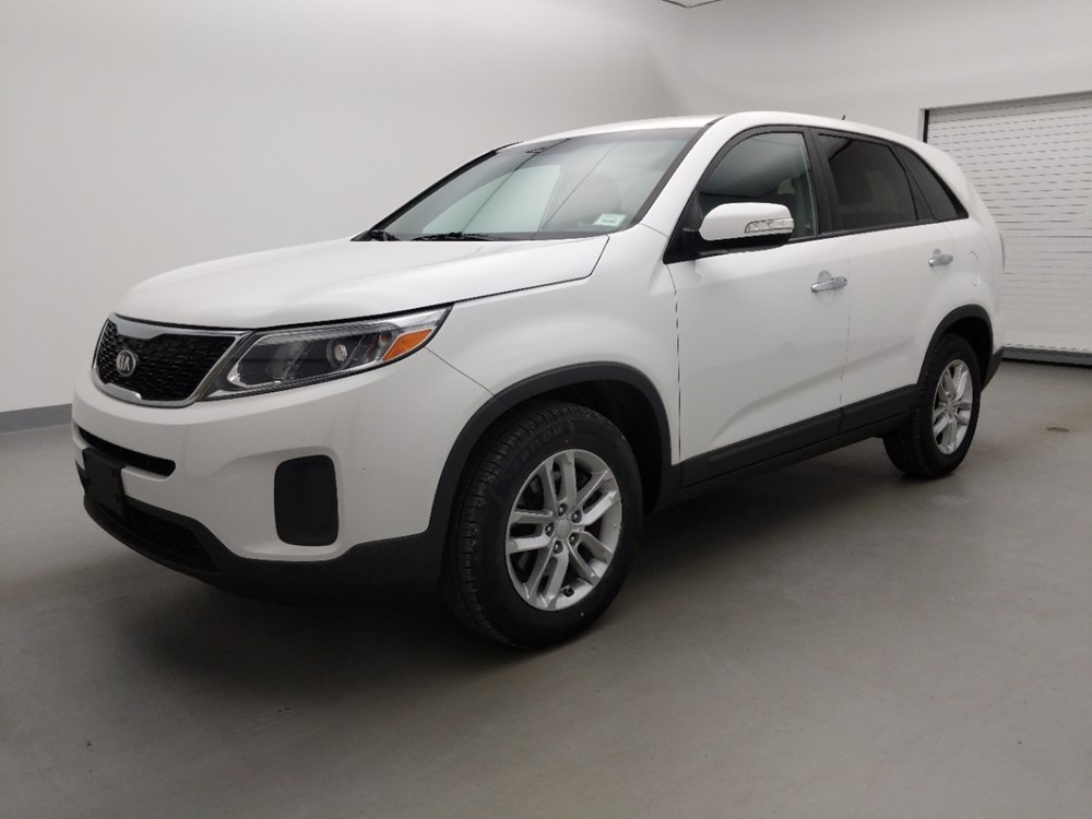 Used 2015 Kia Sorento Driver Front Bumper