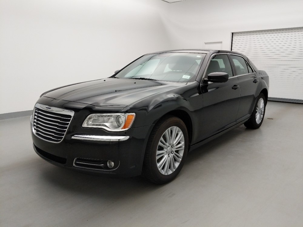 Used 2014 Chrysler 300 Driver Front Bumper