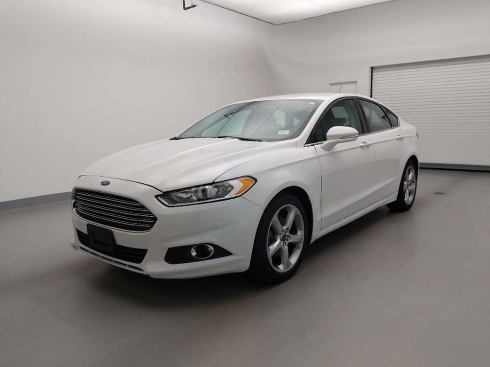 Used 2016 Ford Fusion Driver Front Bumper