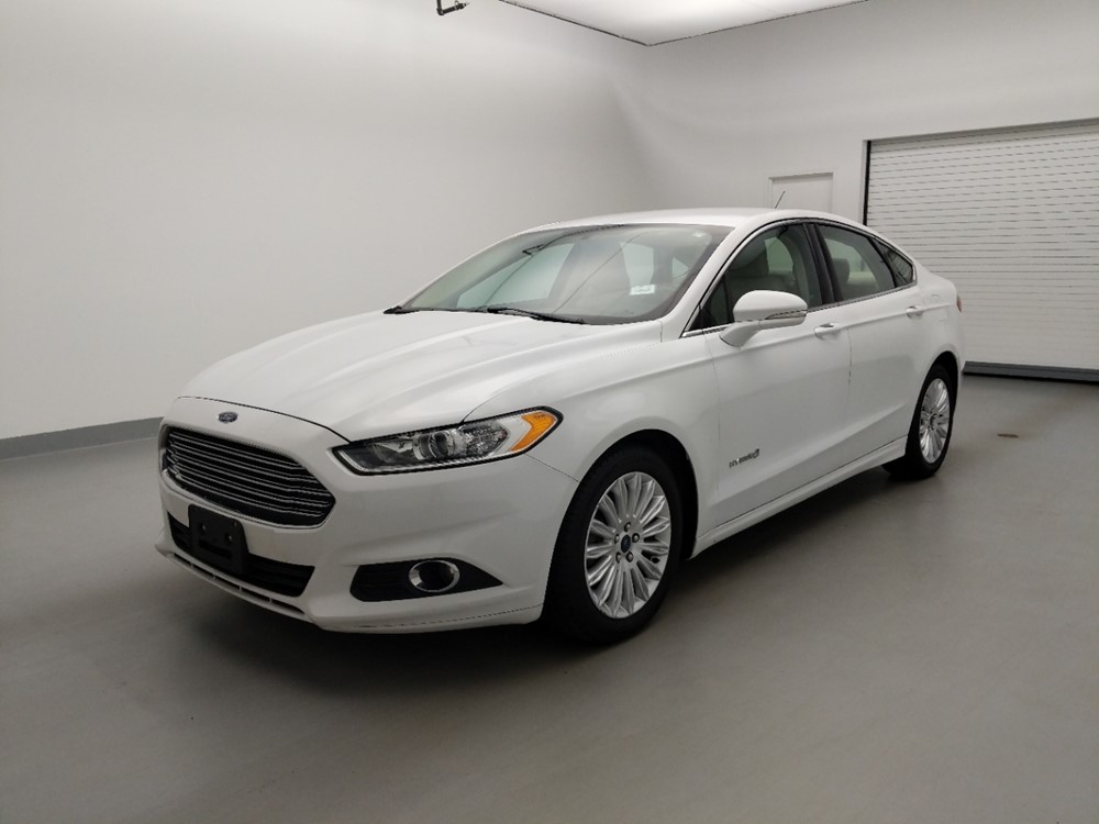 Used 2016 Ford Fusion Driver Front Bumper