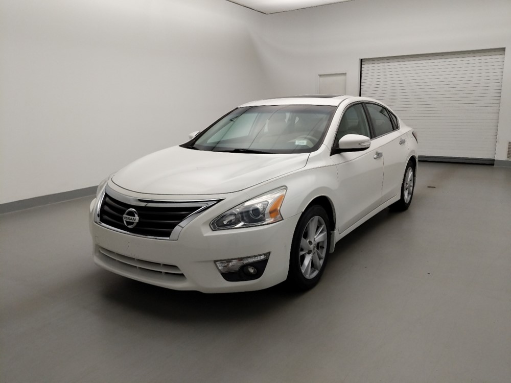 Used 2015 Nissan Altima Driver Front Bumper