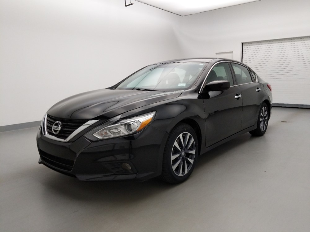 Used 2017 Nissan Altima Driver Front Bumper