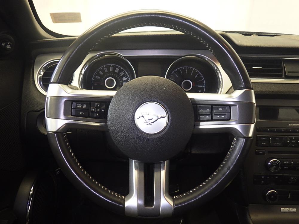 2014 Ford Mustang - Driver Dash