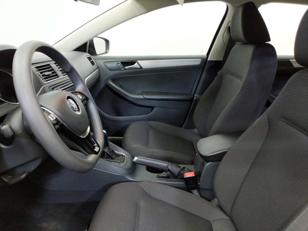 2016 Volkswagen Jetta - Driver Front Seat