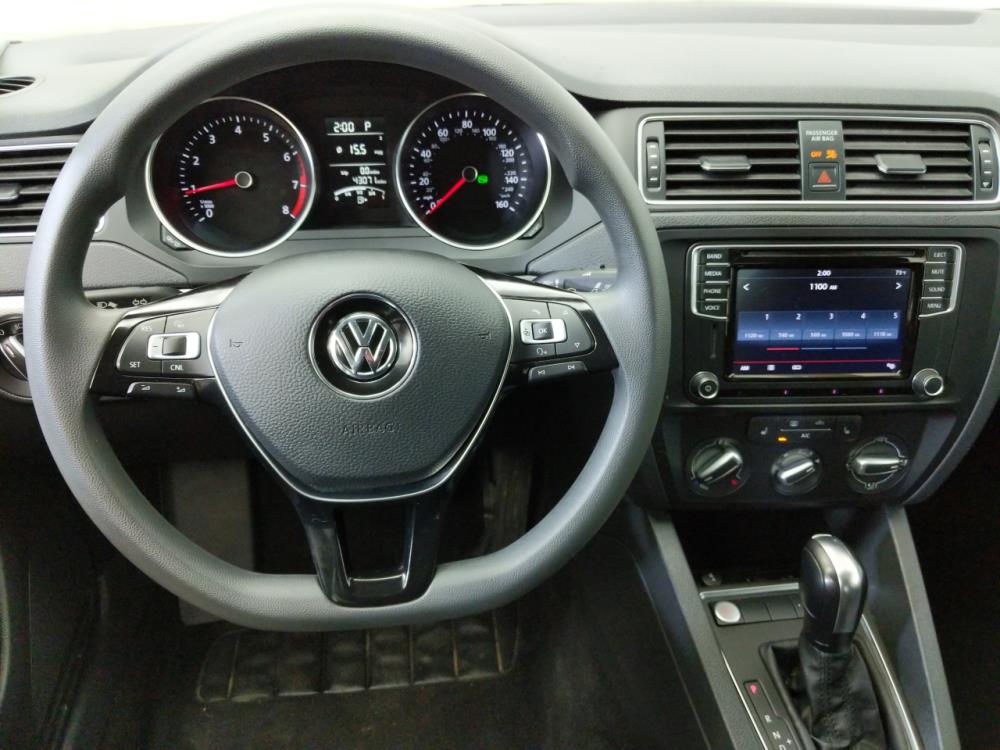 2016 Volkswagen Jetta - Driver Dash