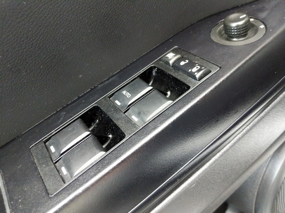 2014 Jeep Patriot - Driver Power Windows/Lock Control