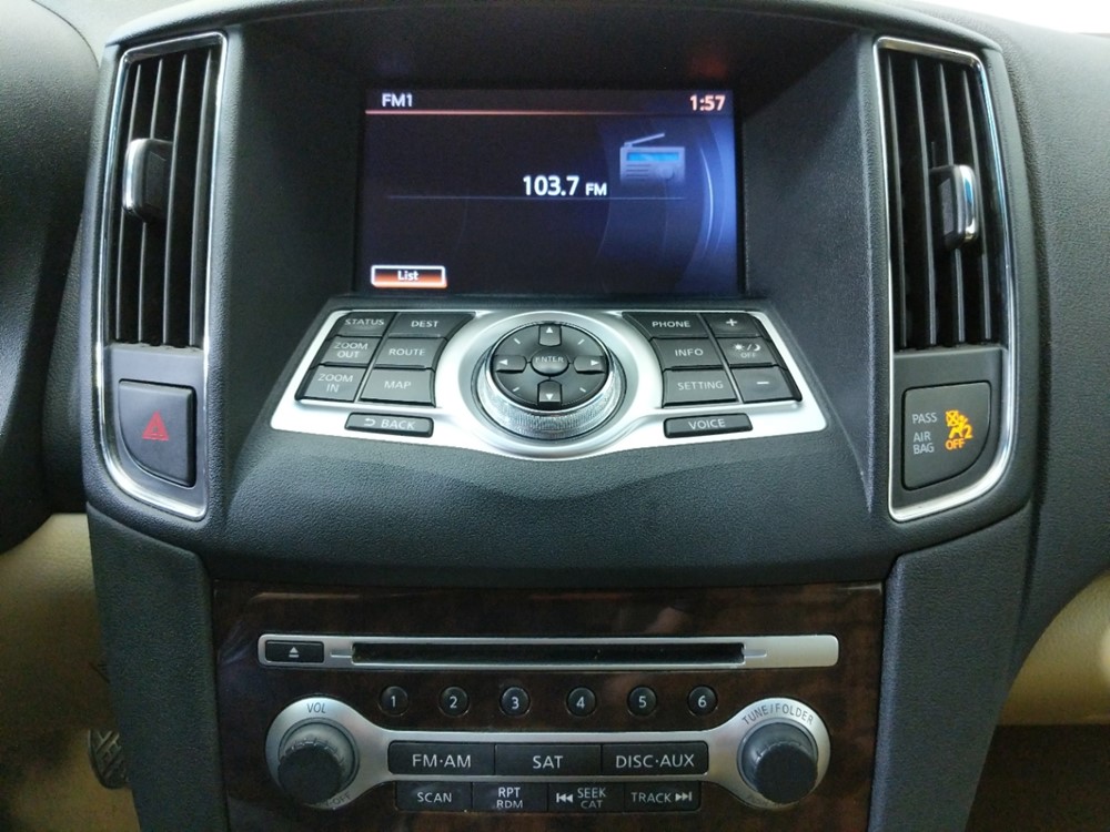 2011 Nissan Maxima - Stereo Package