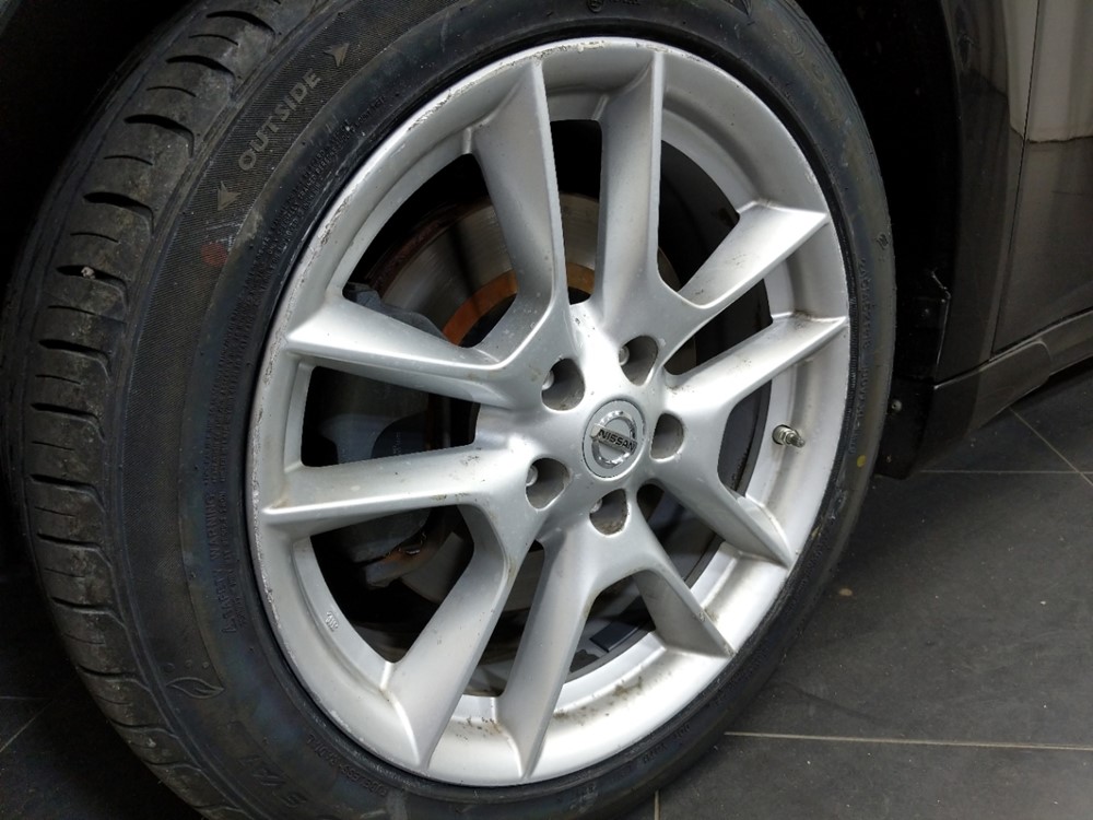 2011 Nissan Maxima - Wheel