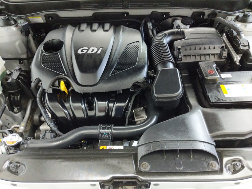 2013 Hyundai Sonata - Engine