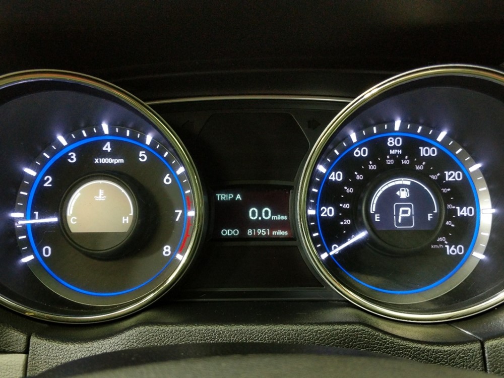 2013 Hyundai Sonata - Odometer Close Up
