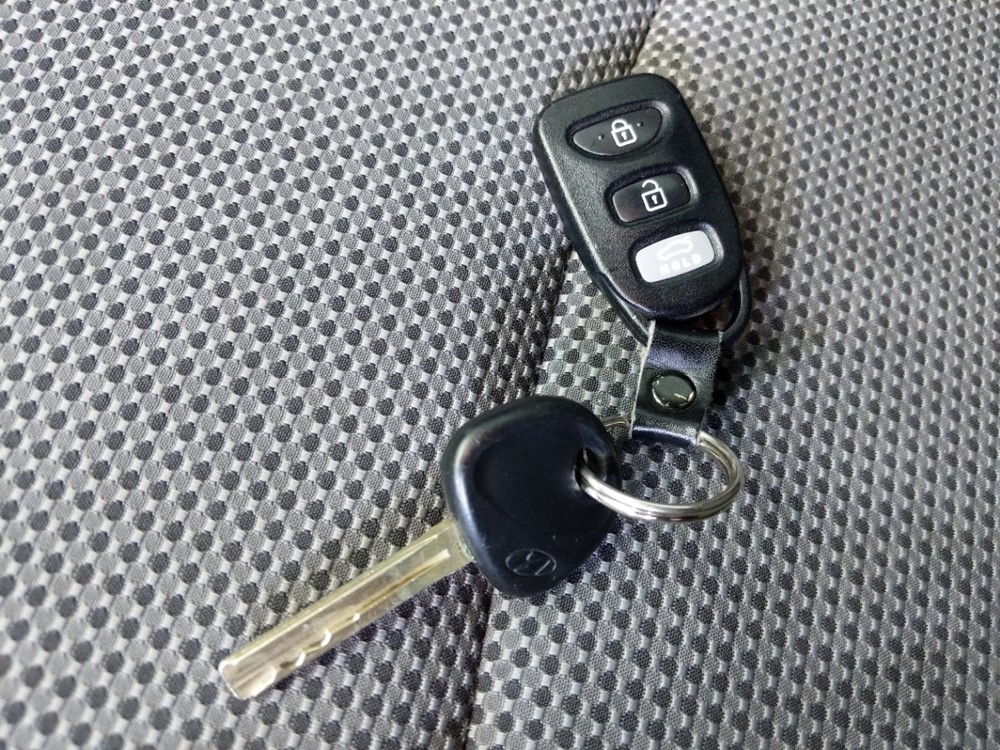 2013 Hyundai Sonata - Keys