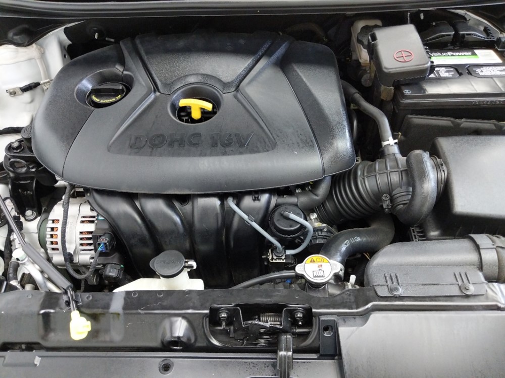 2016 Hyundai Elantra - Engine