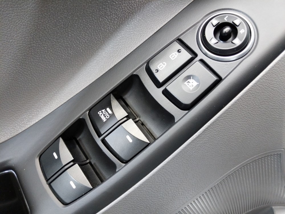 2016 Hyundai Elantra - Driver Power Windows/Lock Control