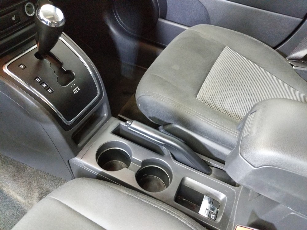 2014 Jeep Patriot - Center Console/Cup Holders