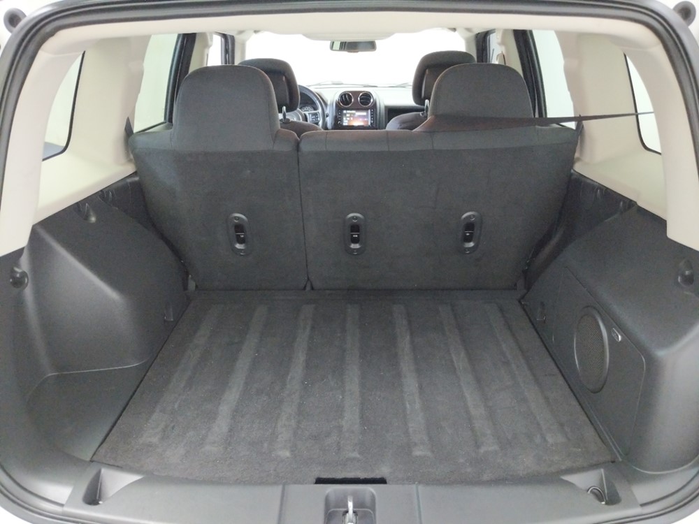 2014 Jeep Patriot - Trunk