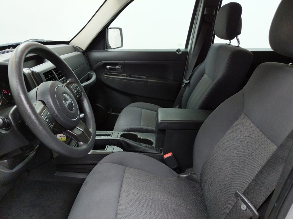 2012 Jeep Liberty - Driver Front Seat