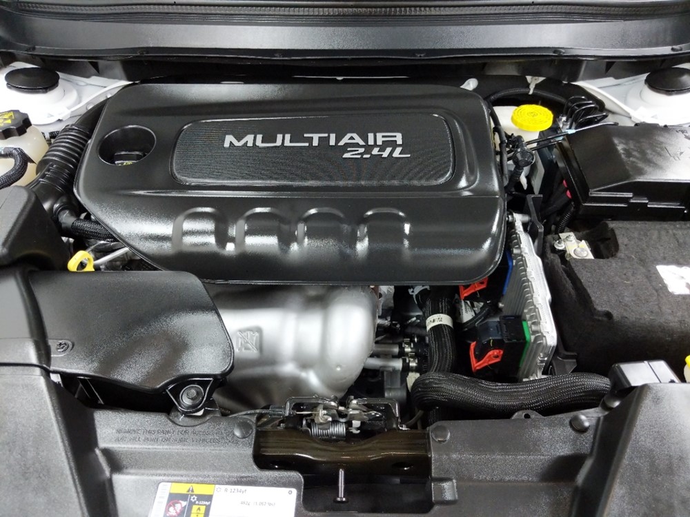 2017 Jeep Cherokee - Engine