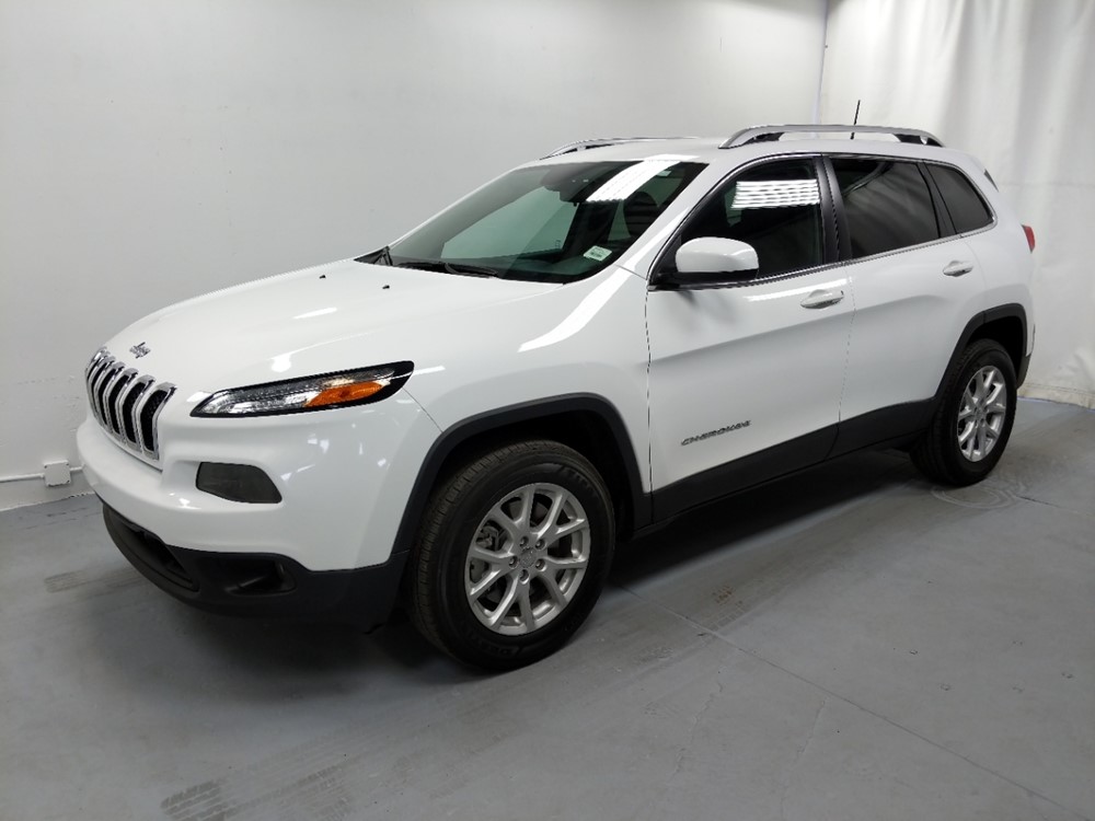 2017 Jeep Cherokee - Driver Front Side