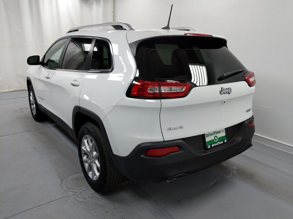 2017 Jeep Cherokee - Driver Rear Bumper