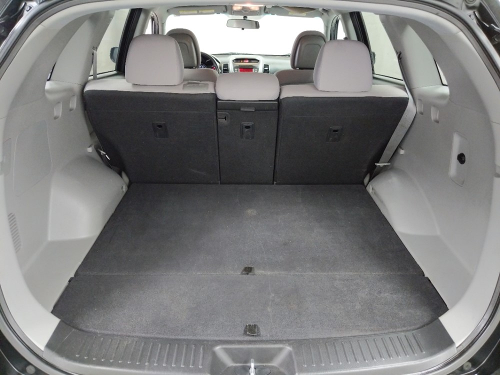 2014 Kia Sorento - Trunk