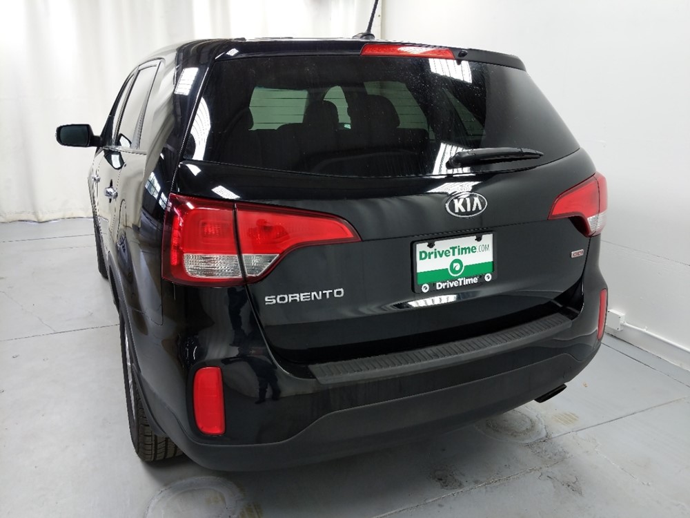 2014 Kia Sorento - Driver Rear Trunk