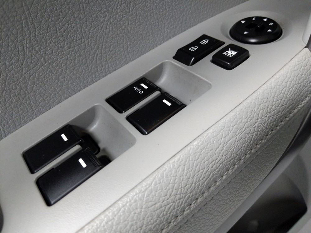 2014 Kia Sorento - Driver Power Windows/Lock Control