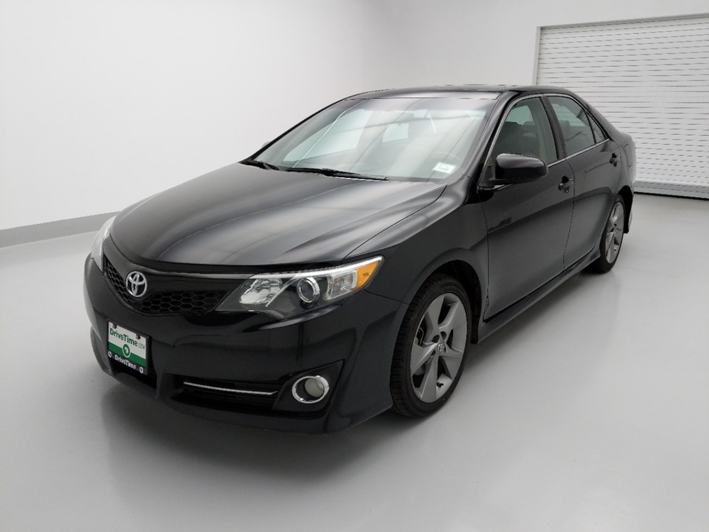 2014 Toyota Camry - Driver Front Bumper