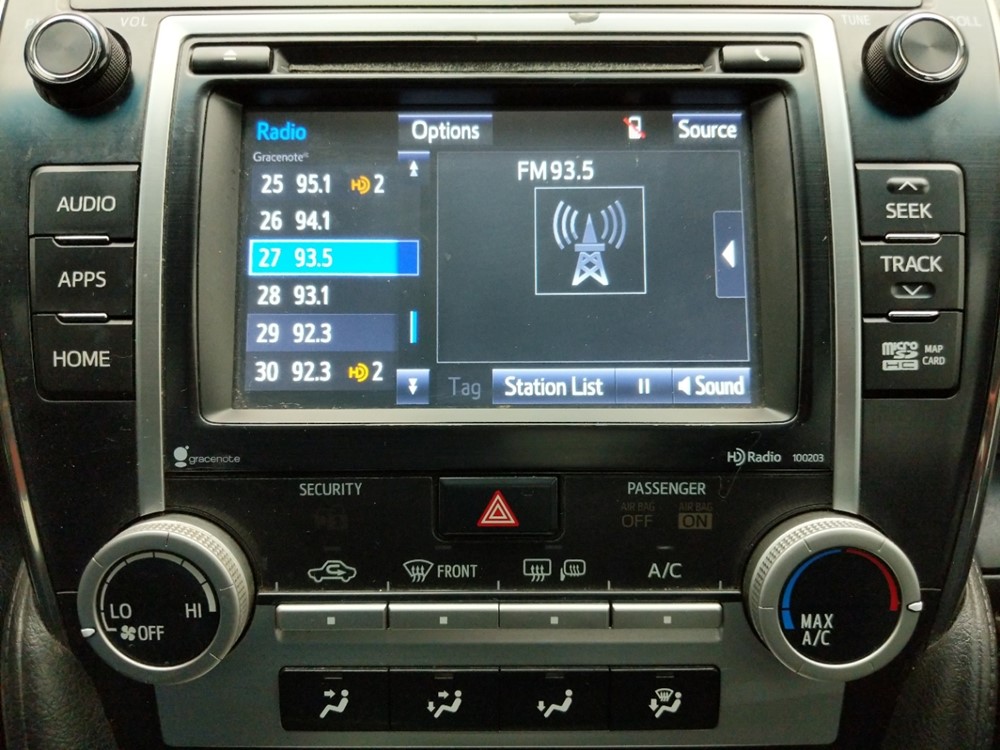 2014 Toyota Camry - Stereo Package