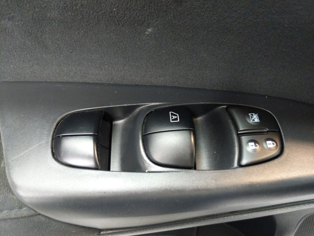 2015 Nissan Sentra - Driver Power Windows/Lock Control