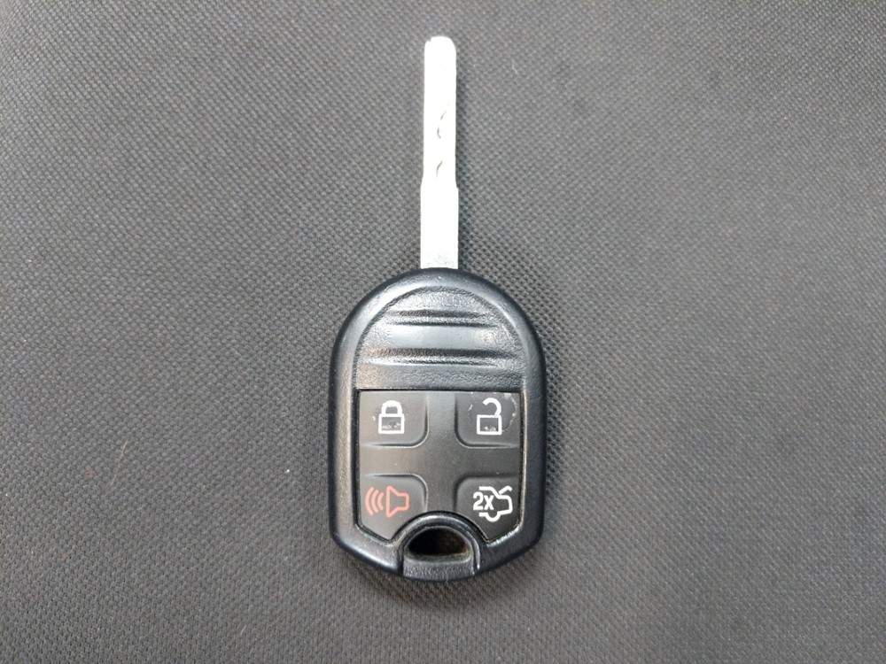 2017 Ford Fiesta - Keys